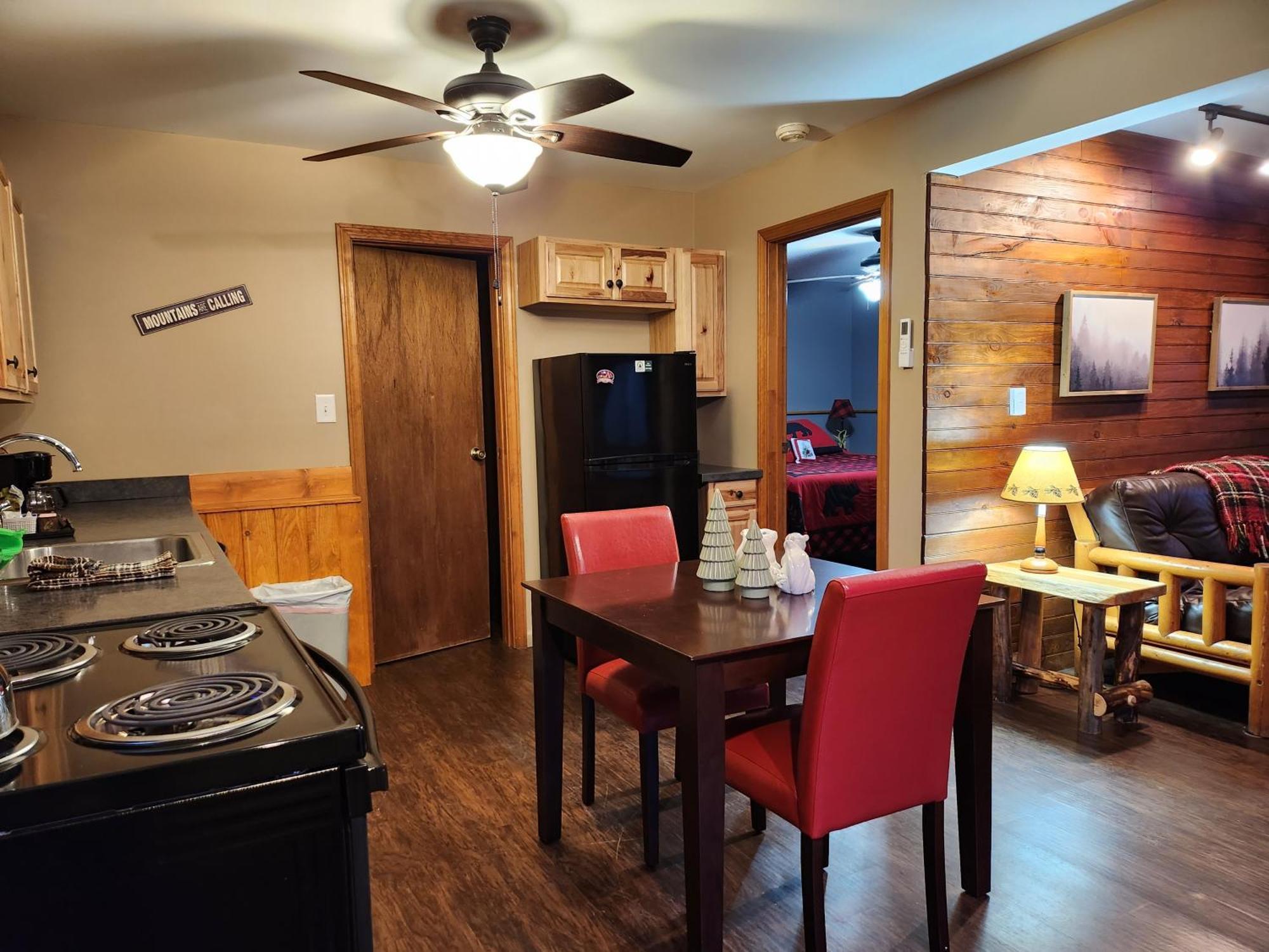 Adirondack Diamond Point 3* Lake George