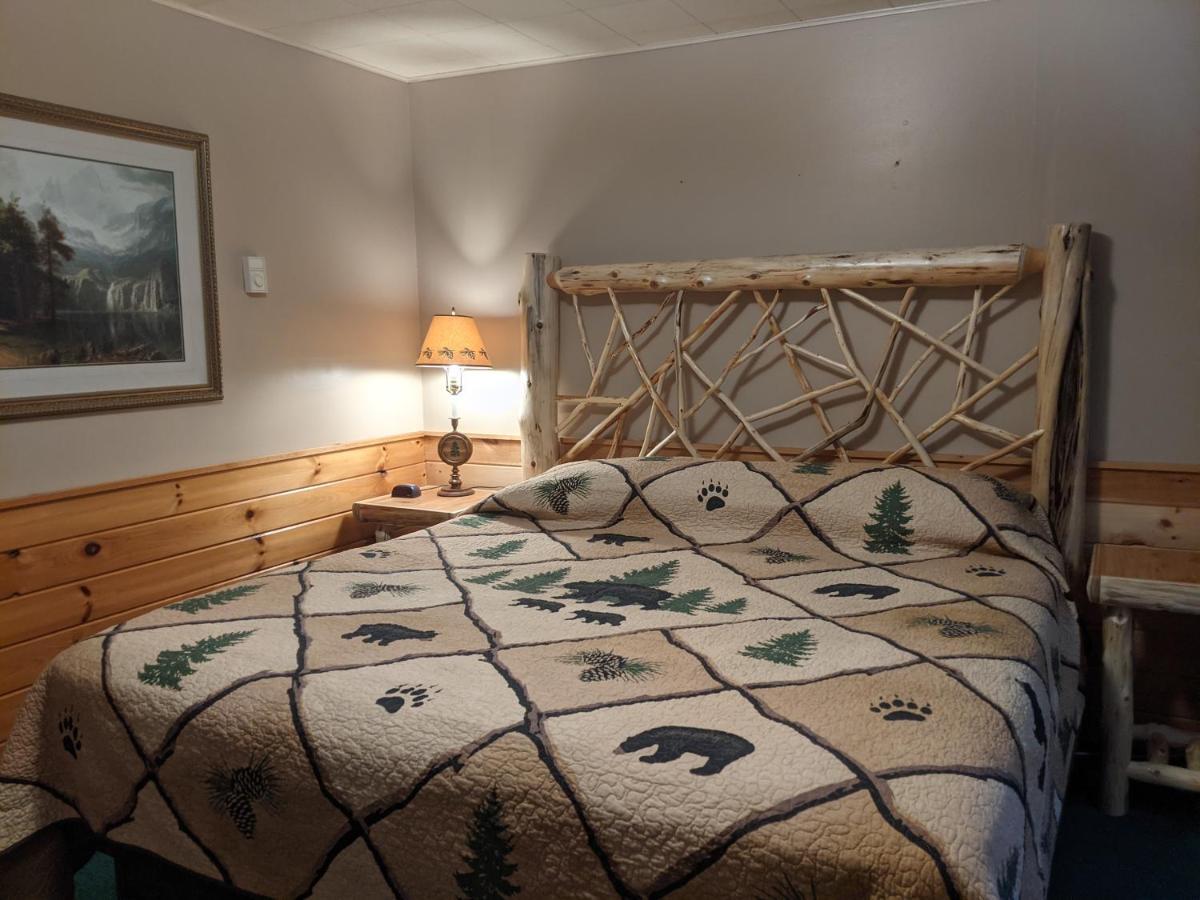Adirondack Diamond Point 3* Lake George
