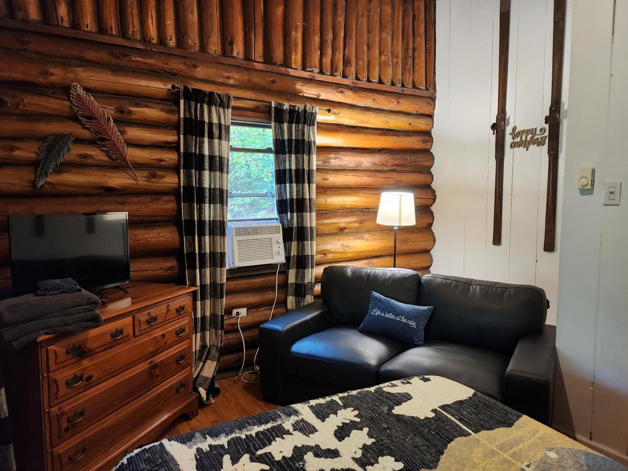 Adirondack Diamond Point Motel Lake George