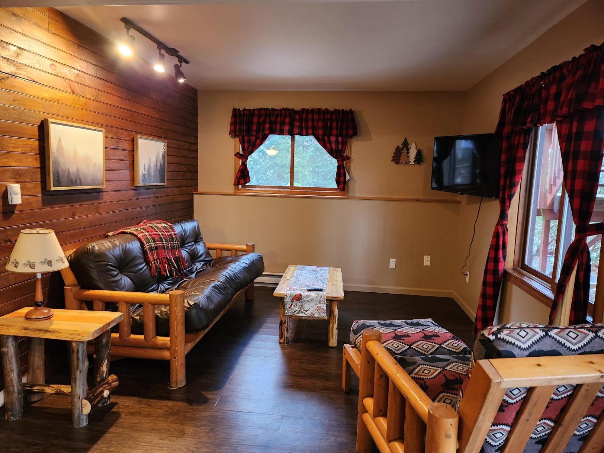 Adirondack Diamond Point Motel 3*