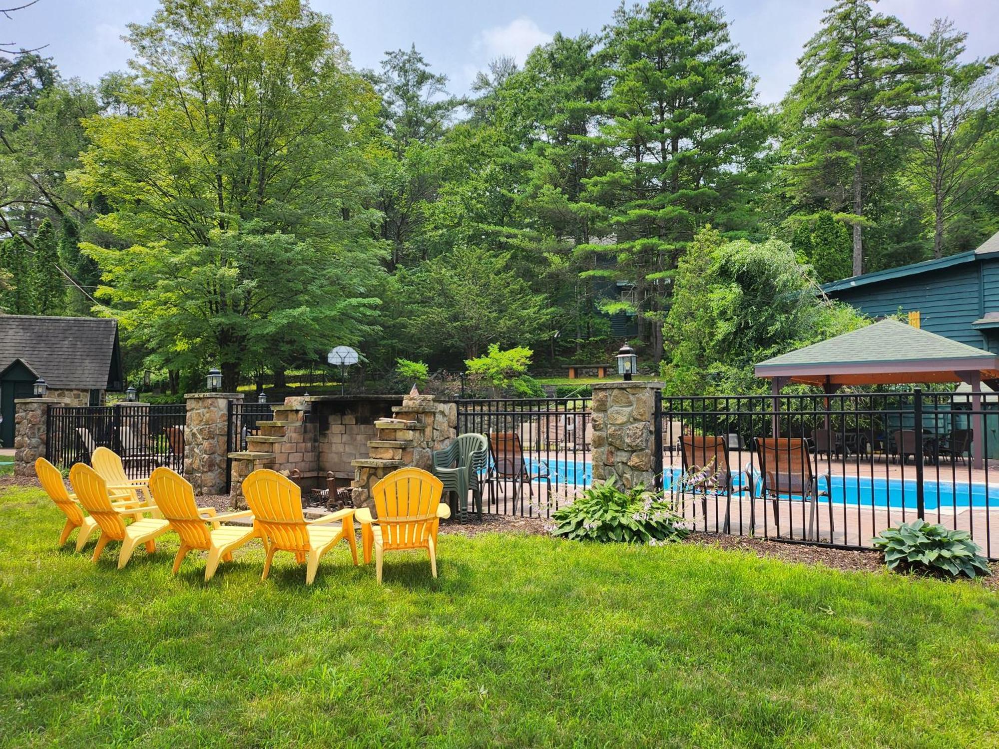 Adirondack Diamond Point Motel 3*